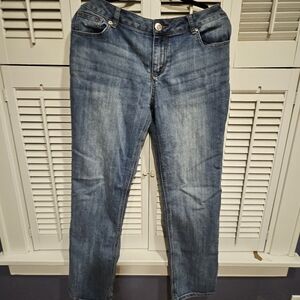 Maurices Women's Straight Leg Blue Jeans